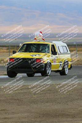 media/Sep-30-2023-24 Hours of Lemons (Sat) [[2c7df1e0b8]]/Track Photos/10am (Star Mazda)/